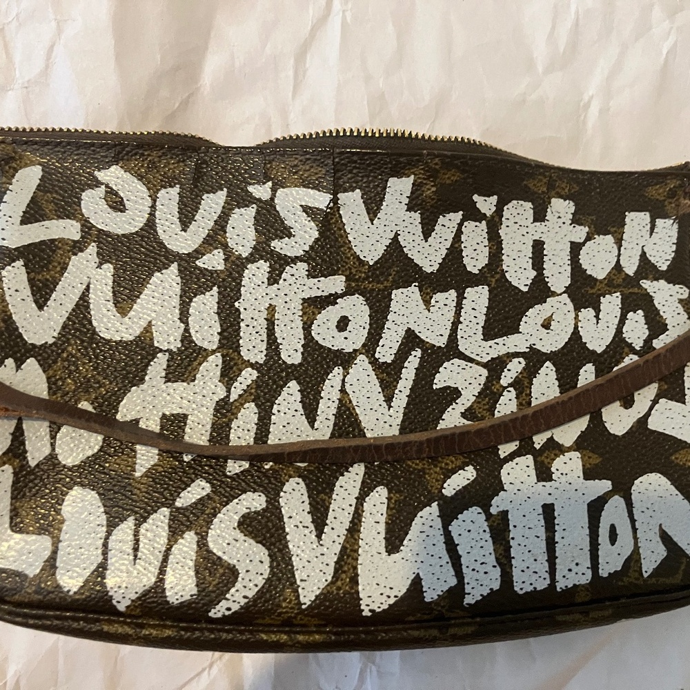 Louis Vuitton Stephen Sprouse Pochette